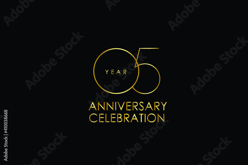 Luxury Black Gold 05 years anniversary, minimalist logo years, jubilee, Ribbon greeting card. Birthday invitation. Gold space vector illustration on black background - Vector