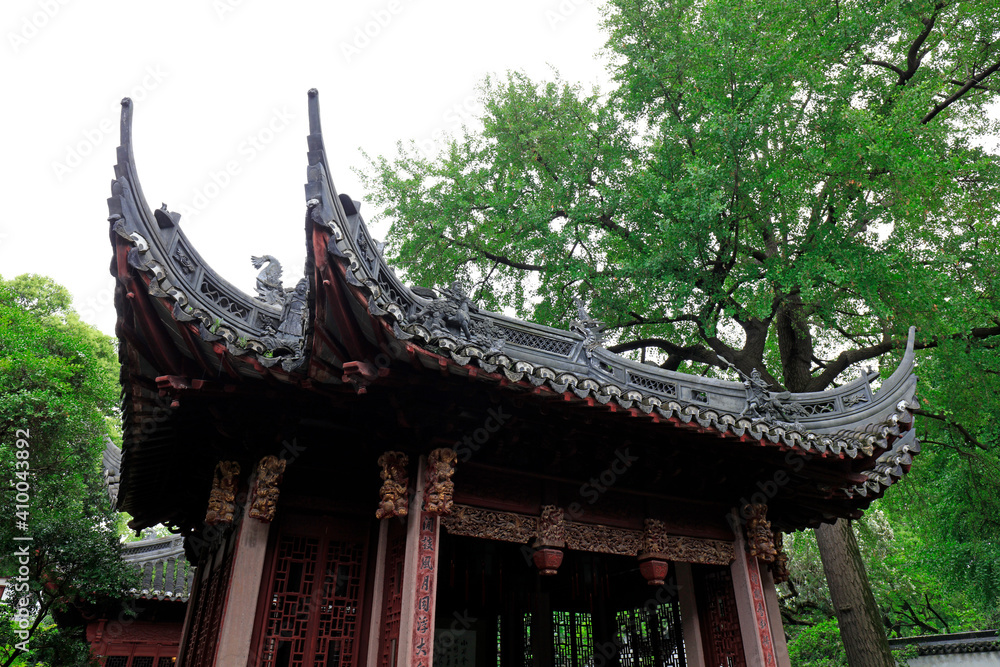 China classical architecture in Yu Garden, Shanghai, China China classical architecture in Yu Garden, Shanghai, China