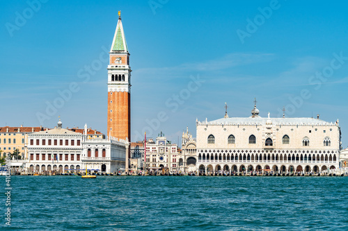 View of Venice in a clear sunny day with the most iconic landmarks: St Mark's Basilica bell tower and Doge's Palace © Francesco Bonino