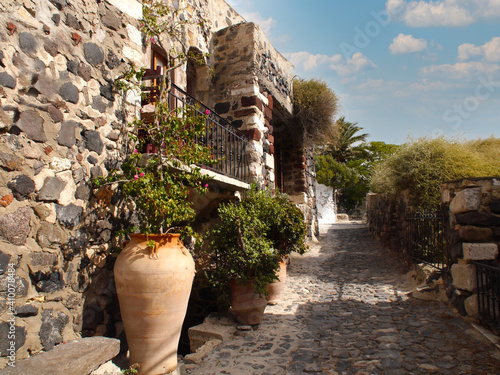 Fototapeta Naklejka Na Ścianę i Meble -  View of the central historical part of Pyrgos town on Santorini island, Greece.