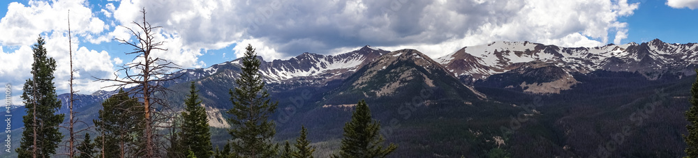 Fototapeta premium Rocky Mountains, panoramic landscape, Colorado, USA 