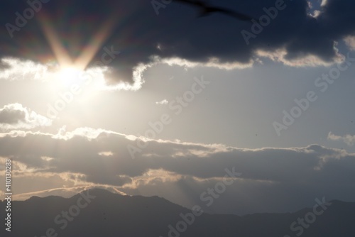 琵琶湖と太陽