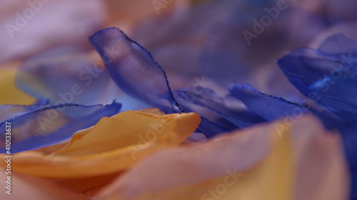 Wallpaper Mural material Torontodigital.ca