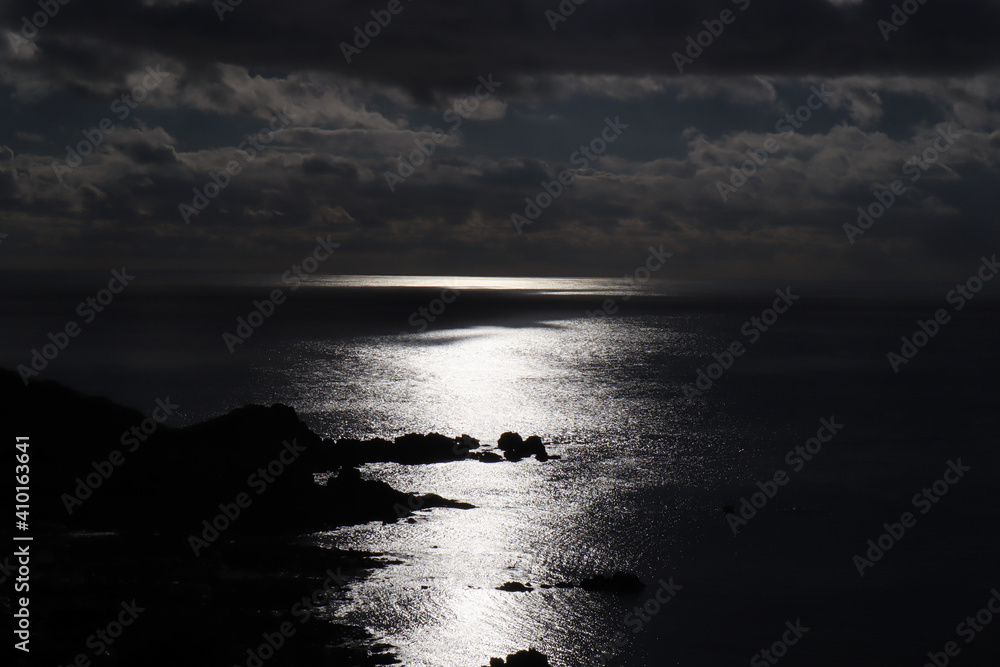 Obraz premium sunset over the sea