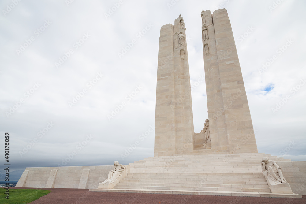 Fotka „The Canadian National Vimy Memorial dedicated to the memory of ...