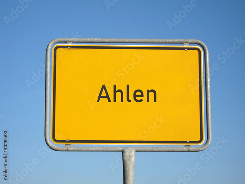 Ortsschild Ahlen (Westf.) photo