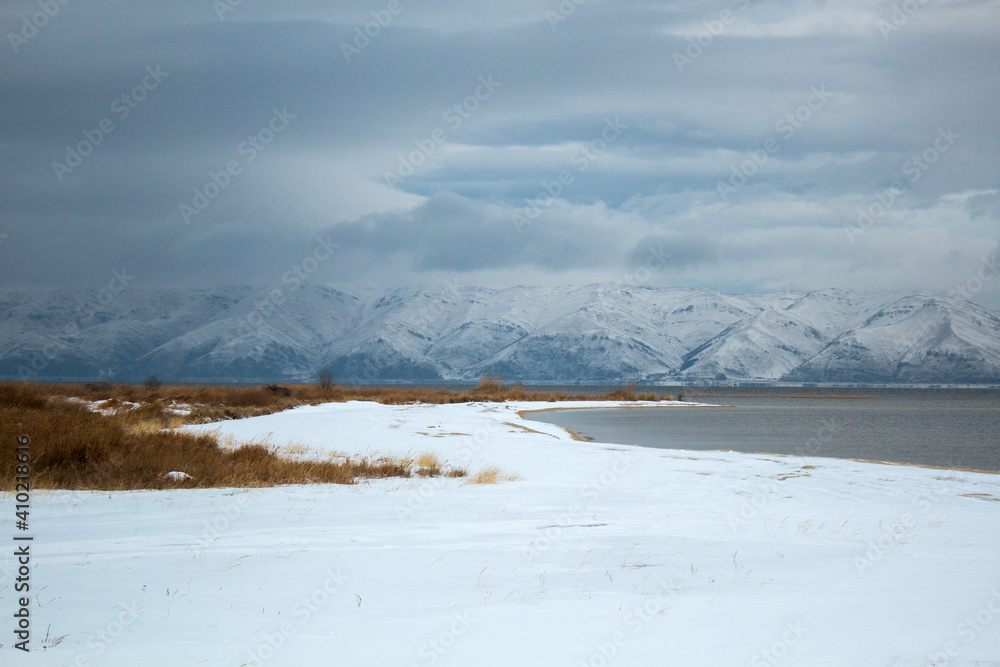 Fototapeta premium Lake Sevan in winter