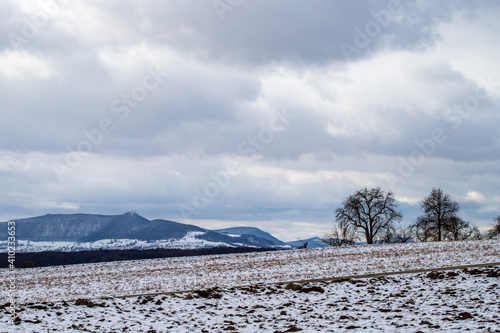 Blick von Hattenhofen zur Burg Teck