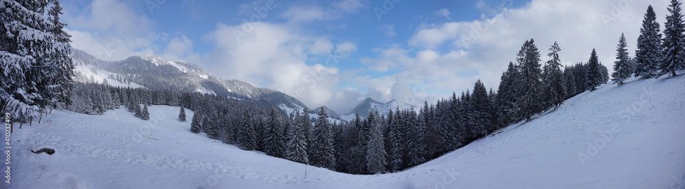 Schneeschuhspaziergang am Wendelstein Schneeschuhspaziergang am Wendelstein