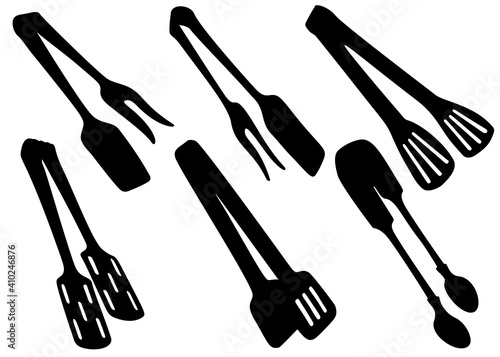 Chicken and meat tongs included.