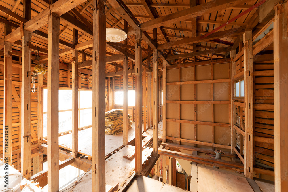 戸建て住宅　スケルトンリフォーム　2階部分　