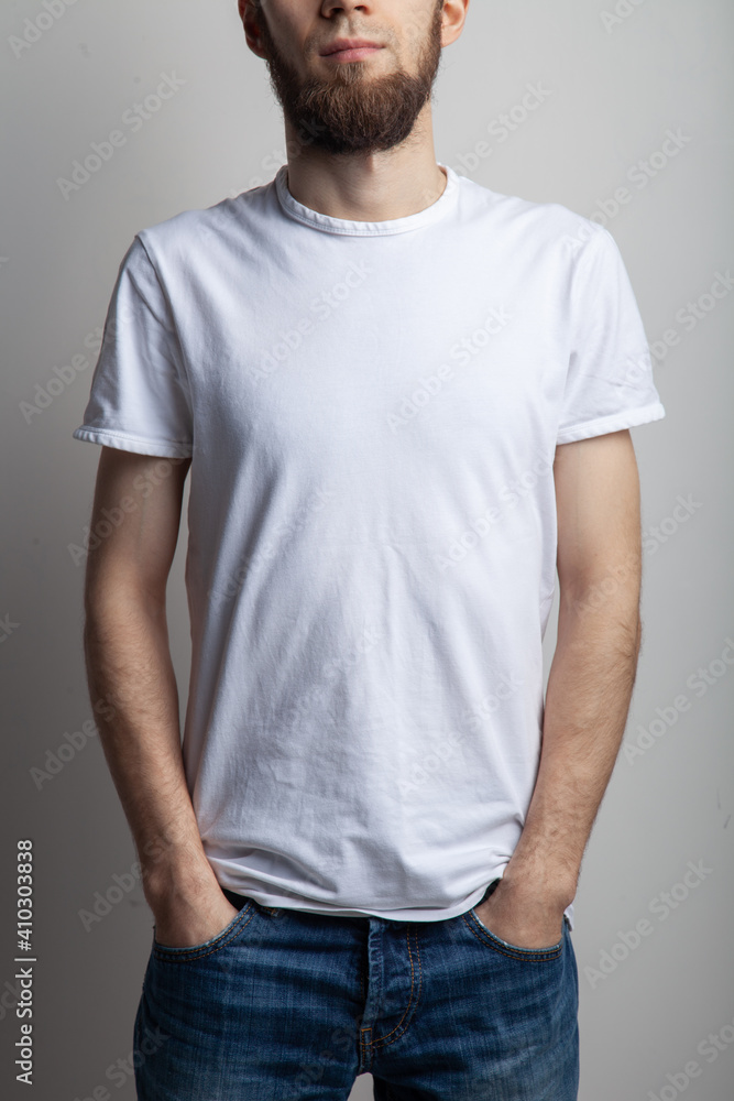man in white t shirt man in white t shirt