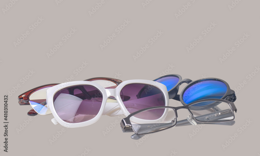 fashion glasses on brown background, object, accessories, copy space fashion glasses on brown background, object, accessories, copy space