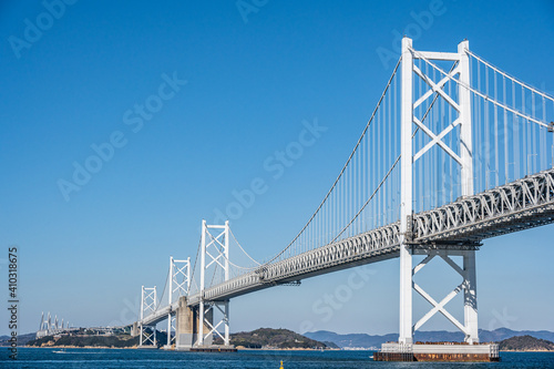 瀬戸大橋記念公園から瀬戸大橋を望む © 晃一 角田