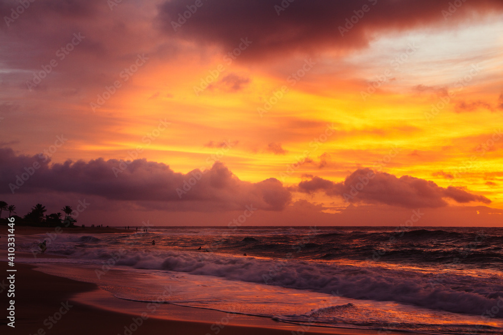 Sunrise over Sandy Beach, a beach on the South Shore of Oahu in Hawaii
