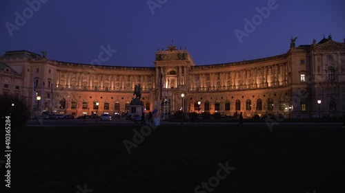 Heros Square in Vienna at night