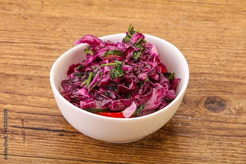 Pickled red cabbage with herbs