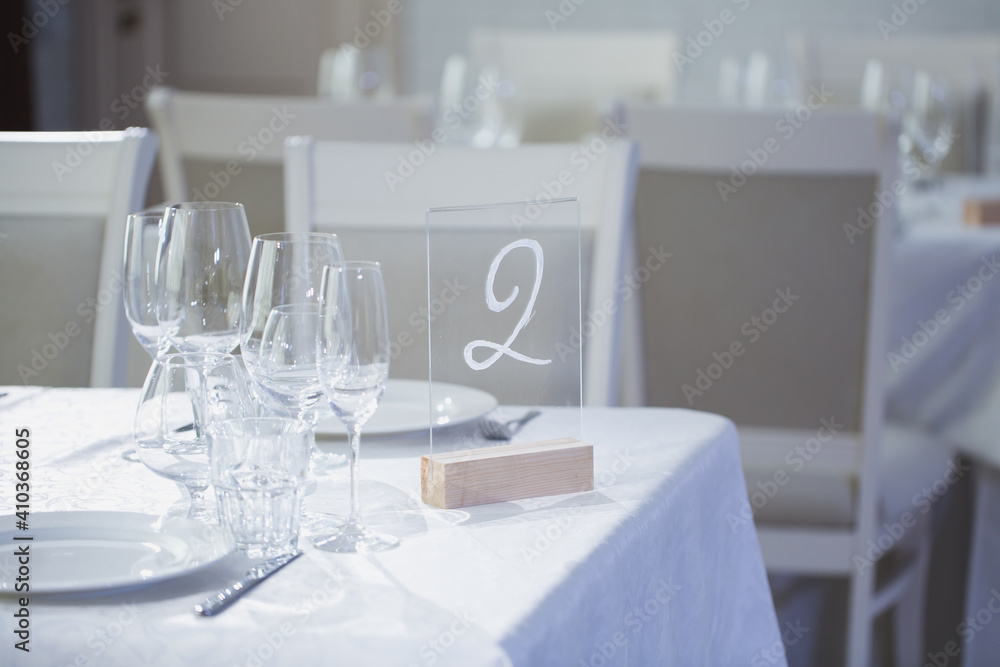 Elegant table set up for dinning room Elegant table set up for dinning room