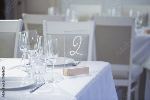Elegant table set up for dinning room © Artem Zakharov