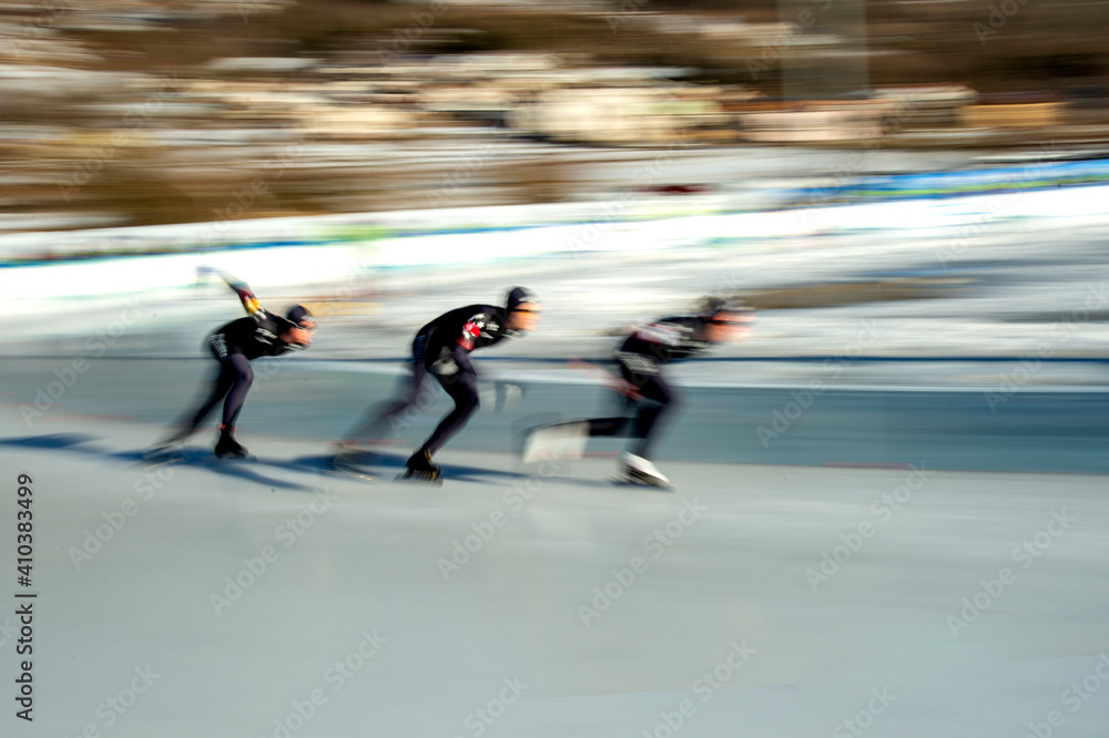 Obraz premium Panning di pattinatori olimpionici