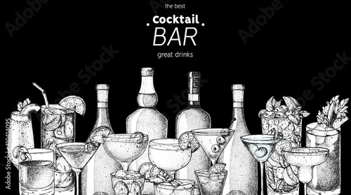 Alcoholic cocktails sketch. Hand drawn vector illustration. Hand drawn drinks illustration. Cocktails set. Menu design elements.