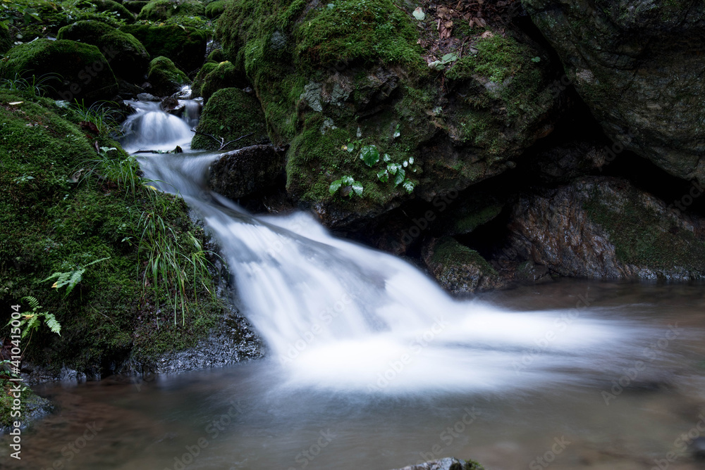 Naklejka premium 清流