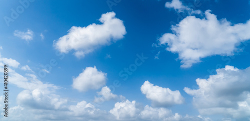 Fototapeta Naklejka Na Ścianę i Meble -  Sky with blue and white cloud fluffy beautiful on daylight 