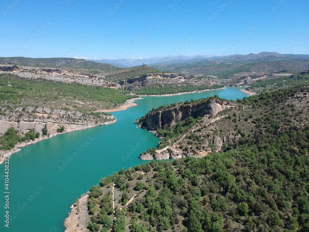 Vistas aéreas del desfiladero de Montrebei entre Catataluña y Aragón.
