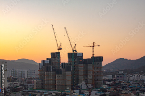 Buildings being built in Korean cities and residential areas
