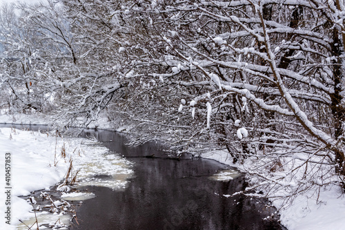 Fototapeta Naklejka Na Ścianę i Meble -  Zima w malowniczym miasteczku Supraśl, Podlasie, Polska