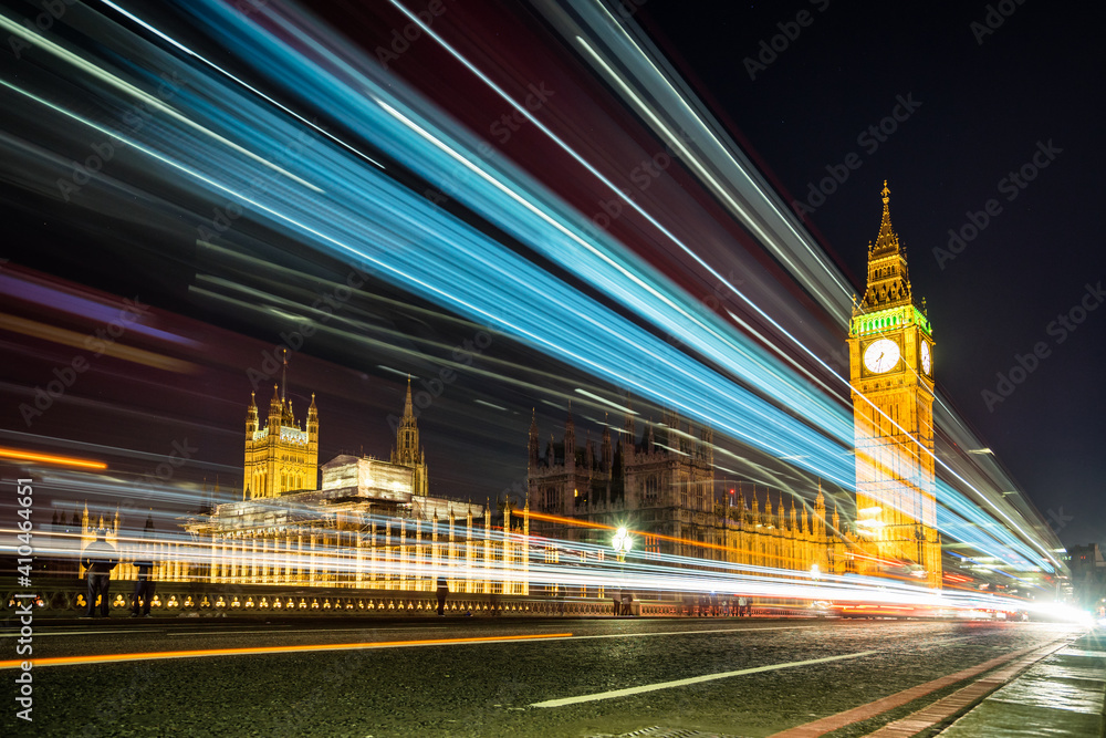 Fototapeta premium LONDON, UK - 18 FEBRUARY, 2017: Houses of Parliament at Westminster Palace seen from Westminster Bridge.