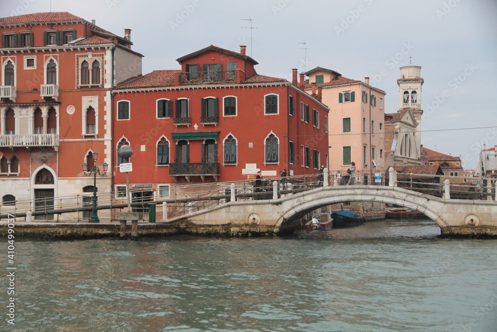travel to Venice , Italy