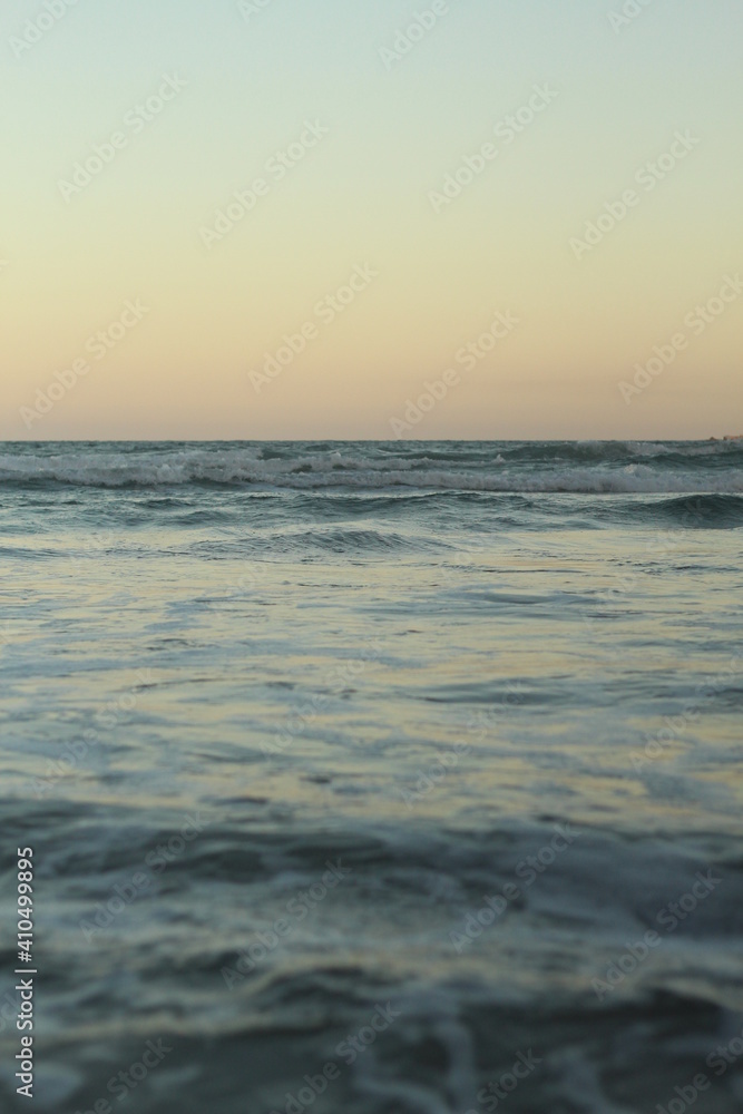 Obraz premium sunset over the sea