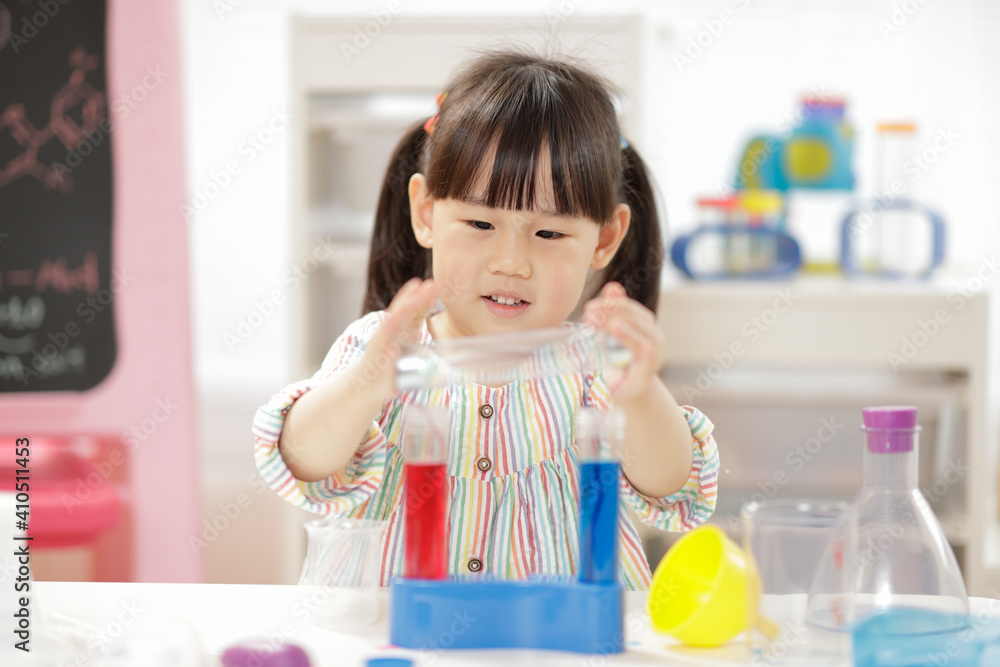 young girl play science experiments for homeschooling young girl play science experiments for homeschooling
