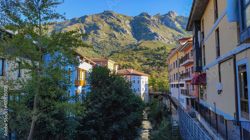 Obraz na płótnie Cabrales, Spain - September 3, 2020: Bridge over the Arroyo Ribeles in Las Arenas. Cabrales is a municipality in the autonomous community of Asturias, northwestern Spain. w salonie
