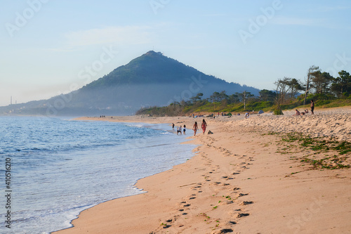 Fototapeta Naklejka Na Ścianę i Meble -  Moledo beach sunset with ins fort and Trega mount