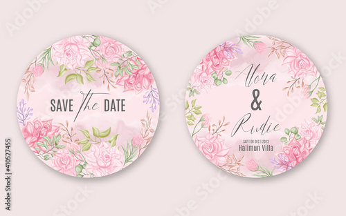 Lovely wedding invitation round card template with beautiful watercolor floral frame
