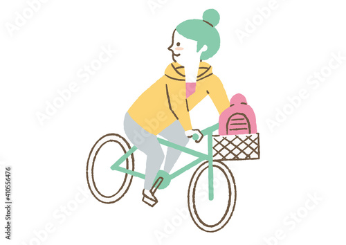 自転車に乗っている女性