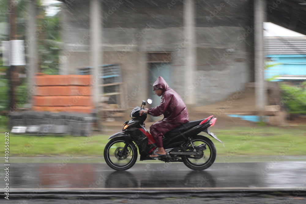 motorcycles panning