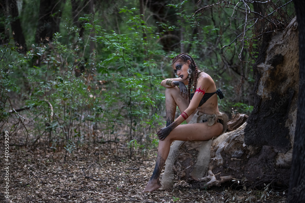 Naklejka premium girl in the forest