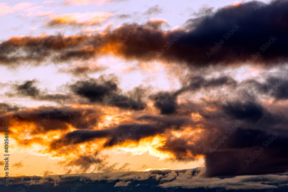 Fototapeta premium Dramatic clouds at sunset. clouds sunset at evening winter.