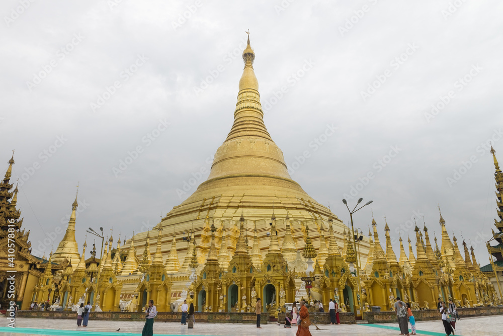 Naklejka premium The Shwedagon pagoda the most famous landmark of Myanmar. 