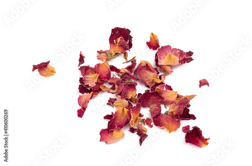 Dried rose leaves on the wh...