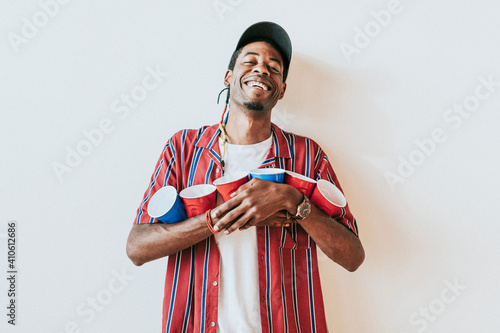 Canvas Print Guy with party cups
