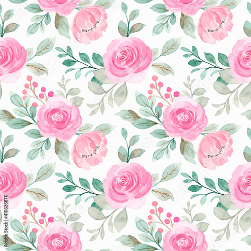 Seamless pattern of pink watercolor floral