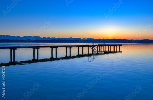 Wallpaper Mural Sonnenuntergang, Dämmerung am Starnberger See, Bayern, Deutschland Torontodigital.ca