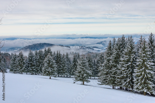 Magische Winterland am Rennsteig, nahe Streut-Helmershof, im Thüringer Wald © Nicole