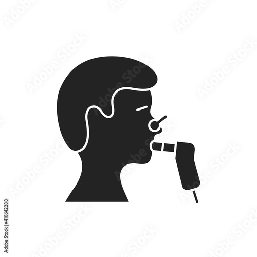 Functional pulmonary test black glyph icon. Medical and scientific concept. Laboratory diagnostics. Pictogram for web, mobile app, promo.