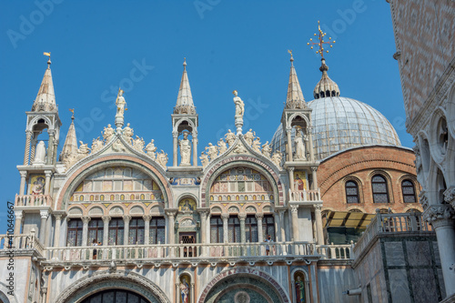 discovery of the city of Venice and its small canals and romantic alleys