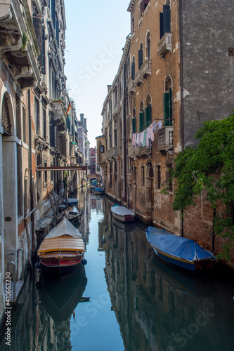 discovery of the city of Venice and its small canals and romantic alleys